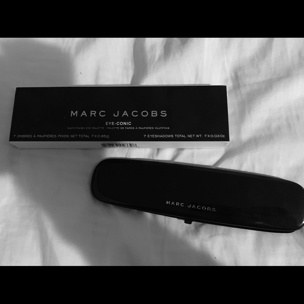 Marc Jacobs Eyeconic palette in glambition